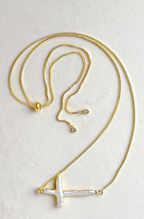 Easton Elle | Freshwater Pearl Cross with Slip Toggle