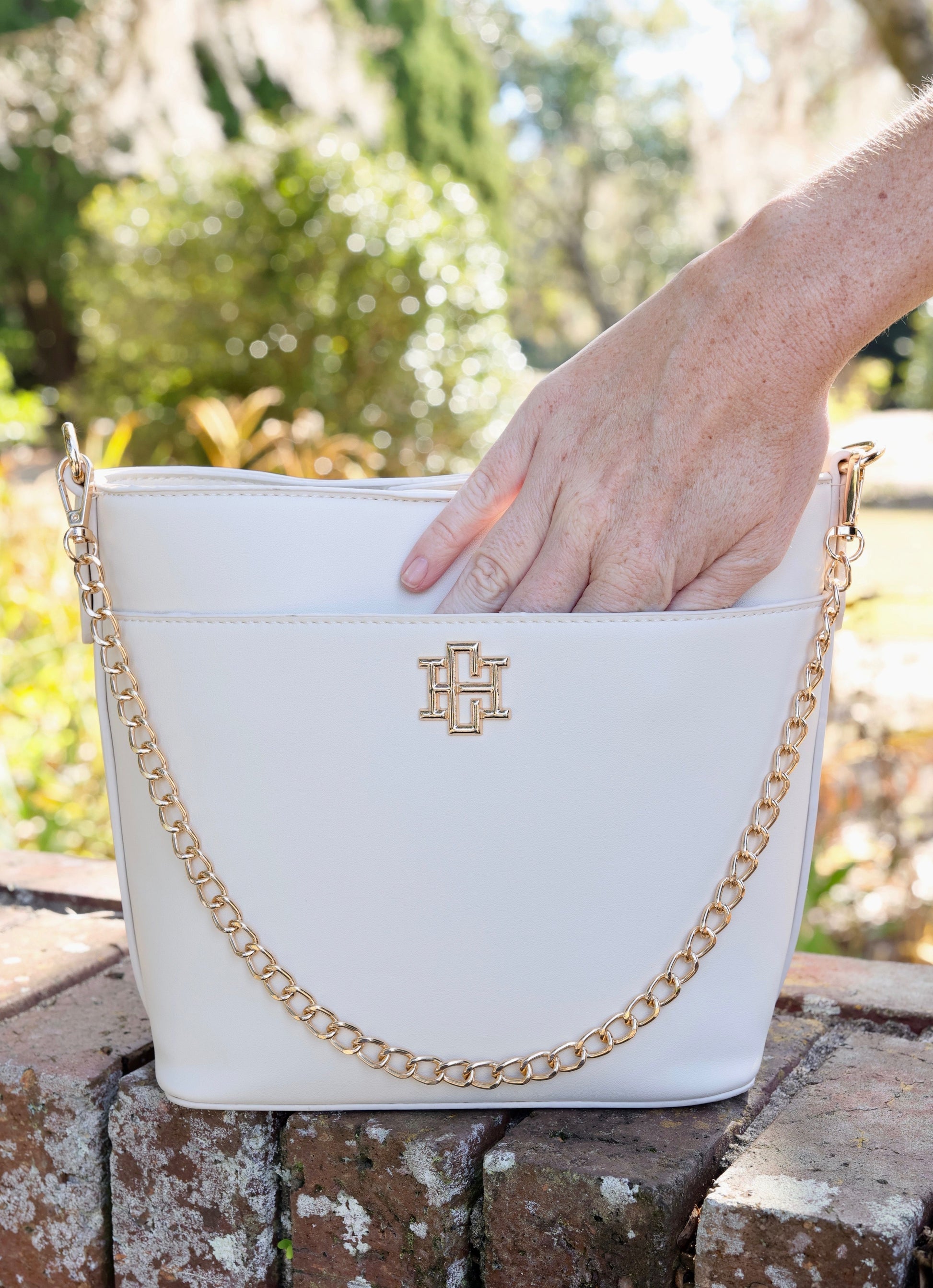 Caroline Hill | Brielle Bucket Bag - Cream