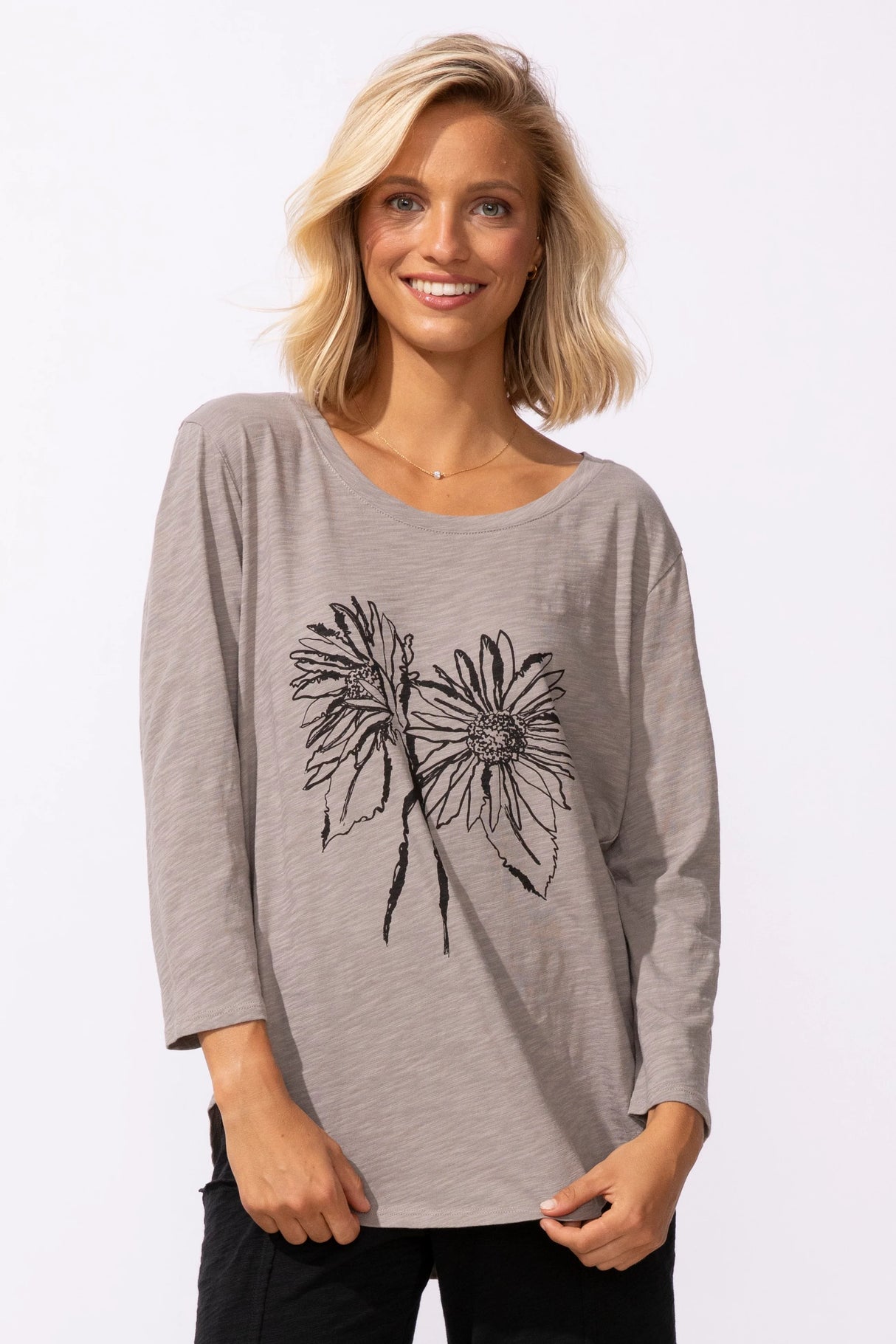 Escape | Destination Floral High Lo Tee