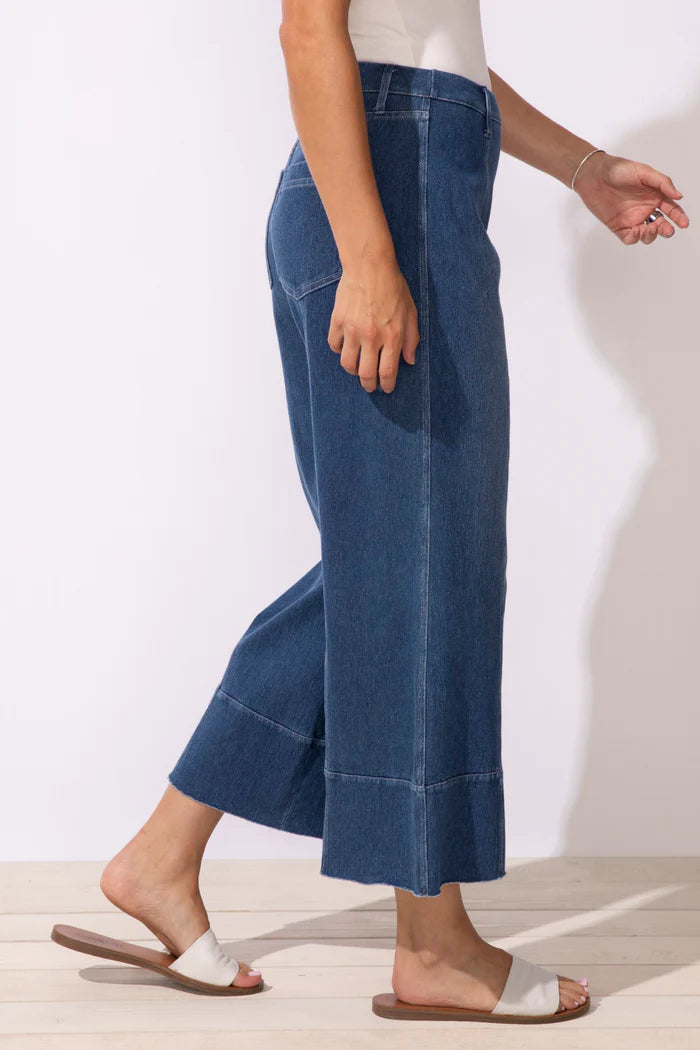 Comfort Knit Denim Crop Jean