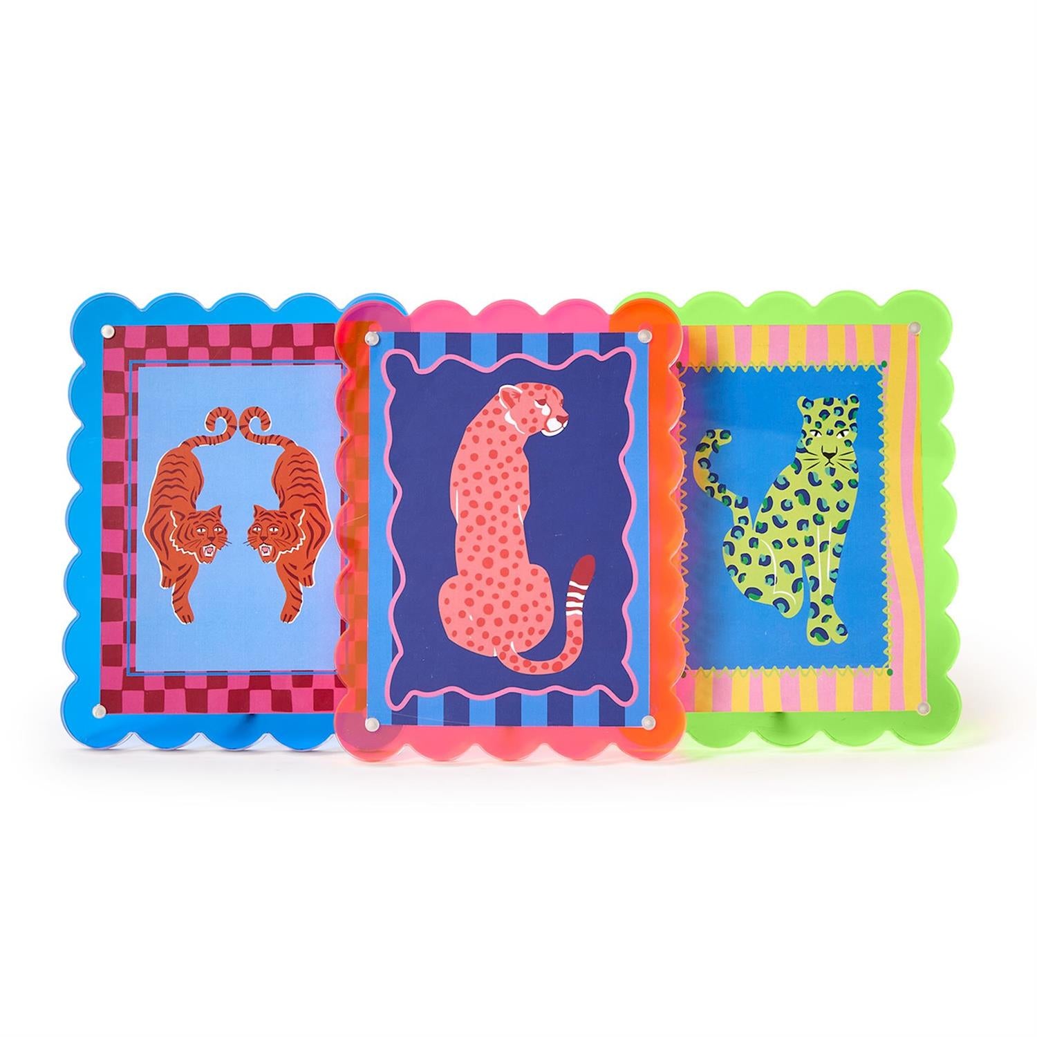 Color Pop 5x7 Scalloped Edge Acrylic Photo Frame