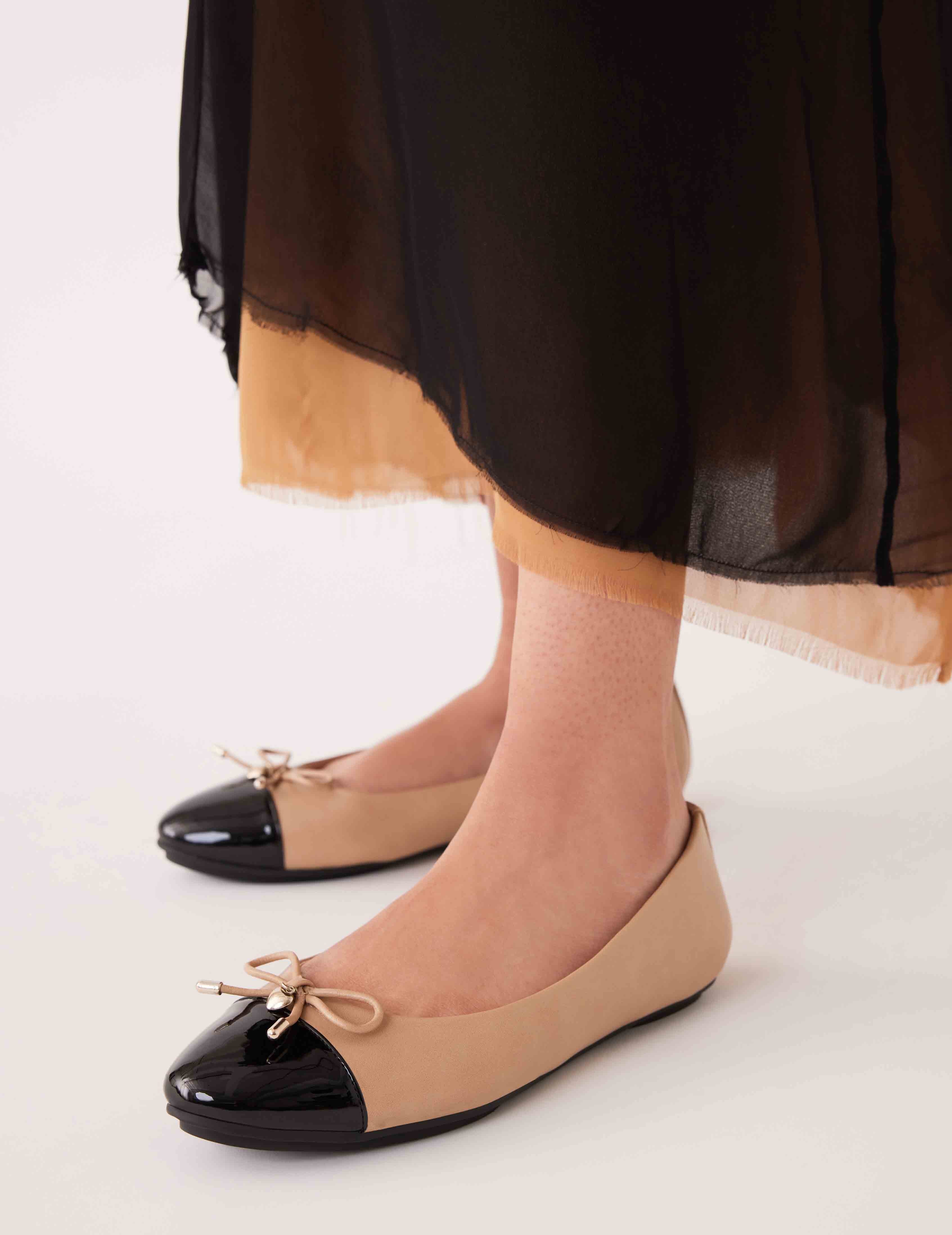 Anne Klein | Luci Ballet Flat
