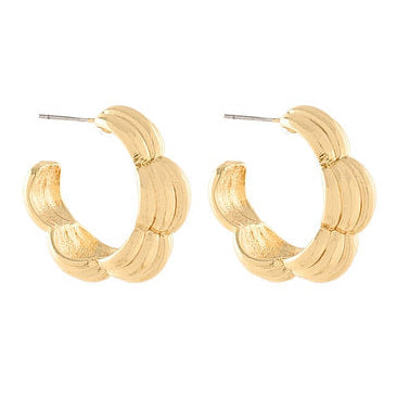 Madison’s Exclusive | Sculpted Gold Hoop Earrings