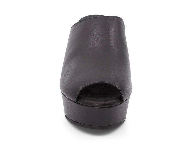 Chocolate Blu | Garnnet Platform Slides