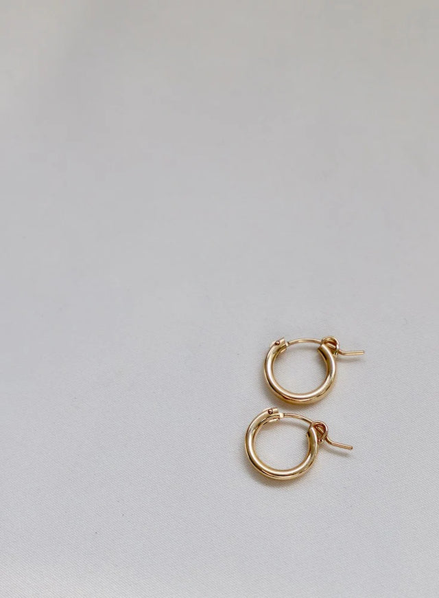 Katie Waltman | THE GOLD STANDARD HOOPS