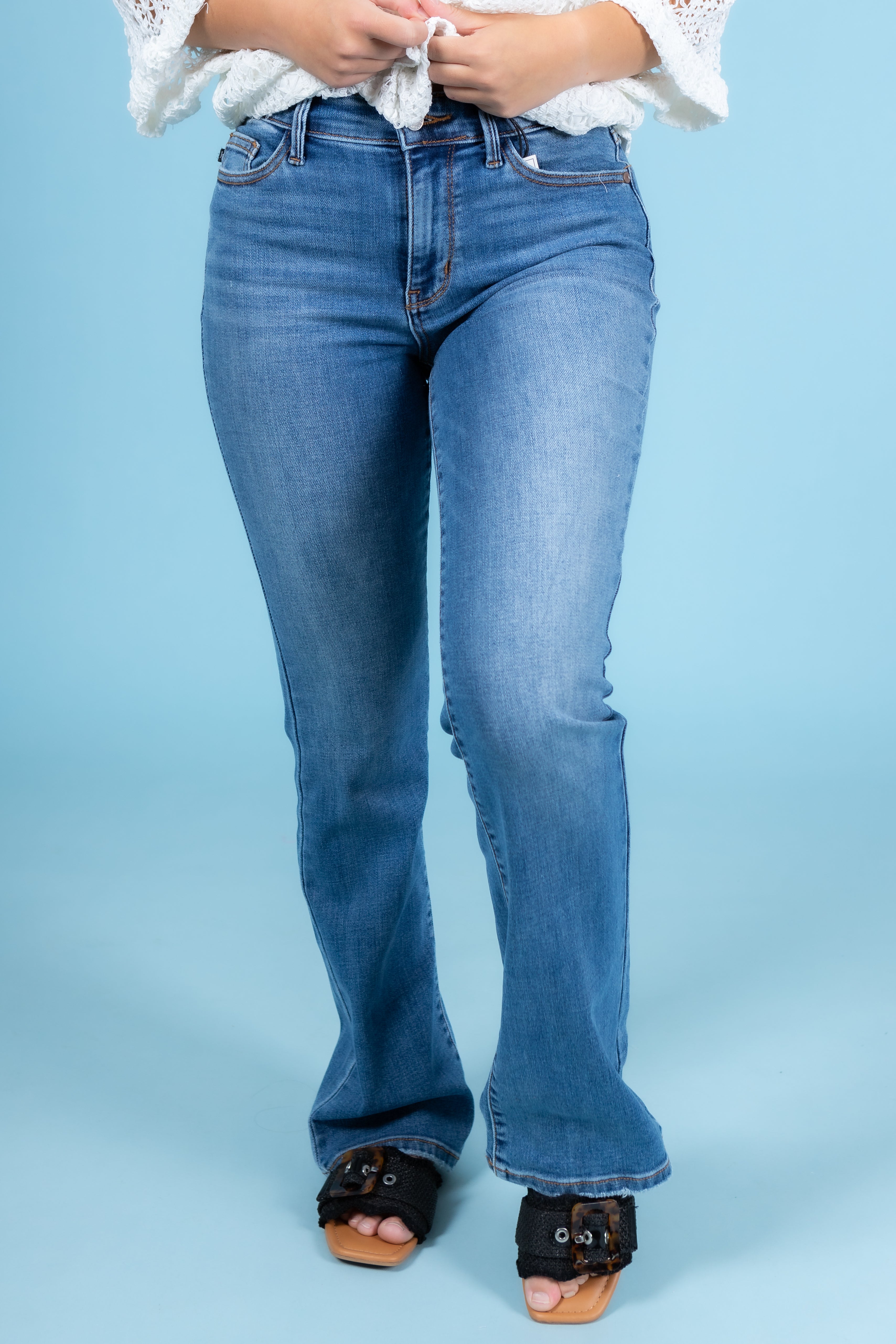 Judy Blue | Mid Rise Vintage Bootcut Jeans