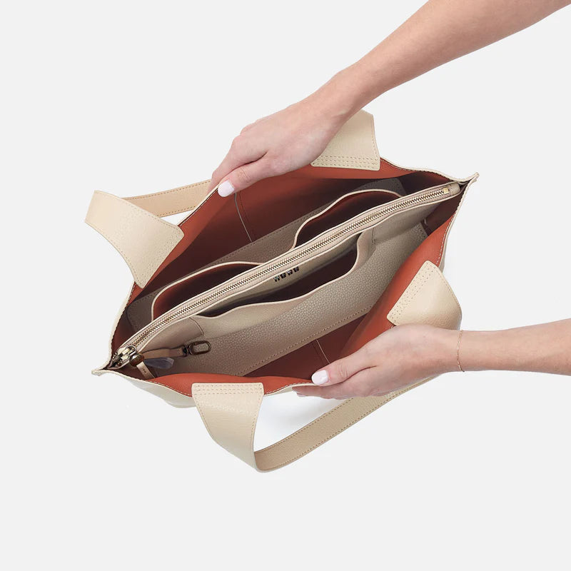 Hobo | Vida Tote - Almond