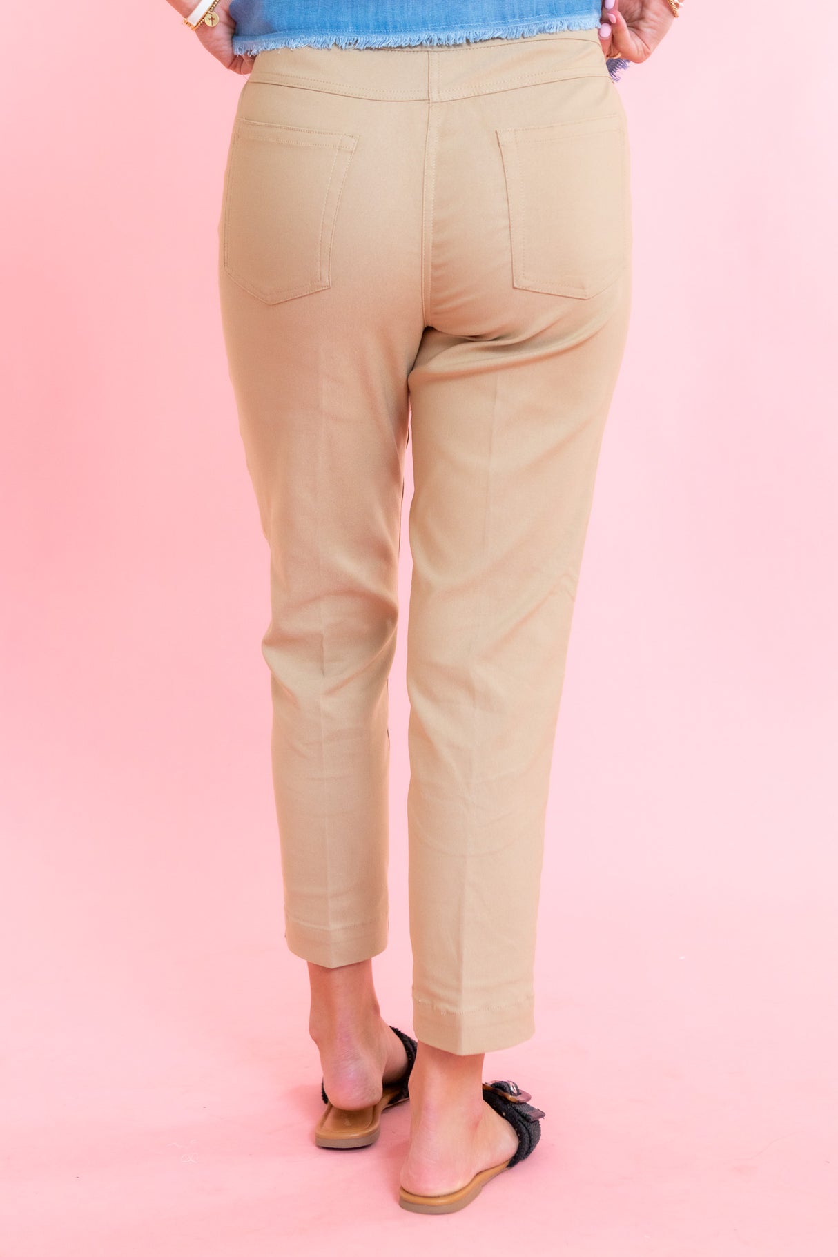 Pull-On Crop Pants with Pockets