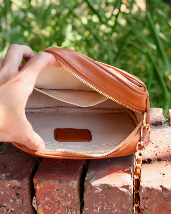 Caroline Hill | Fiona Crossbody Latte LD