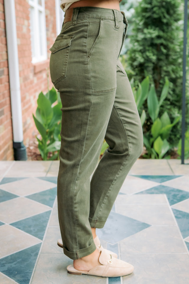 Judy Blue | High Waist Aurora Weekender Cuffed Jeans
