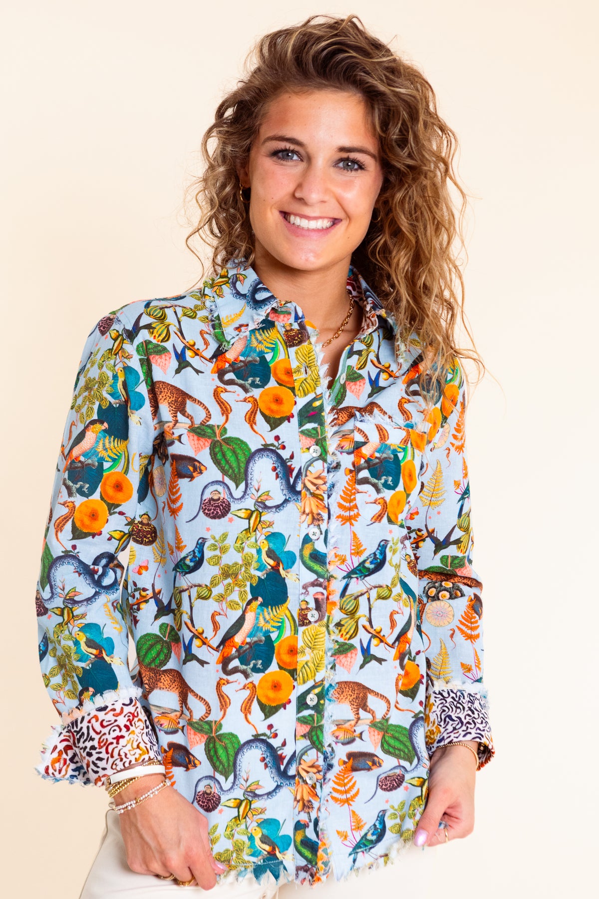 Dizzy Lizzie | Cape Cod Top with Flowers and Creatures