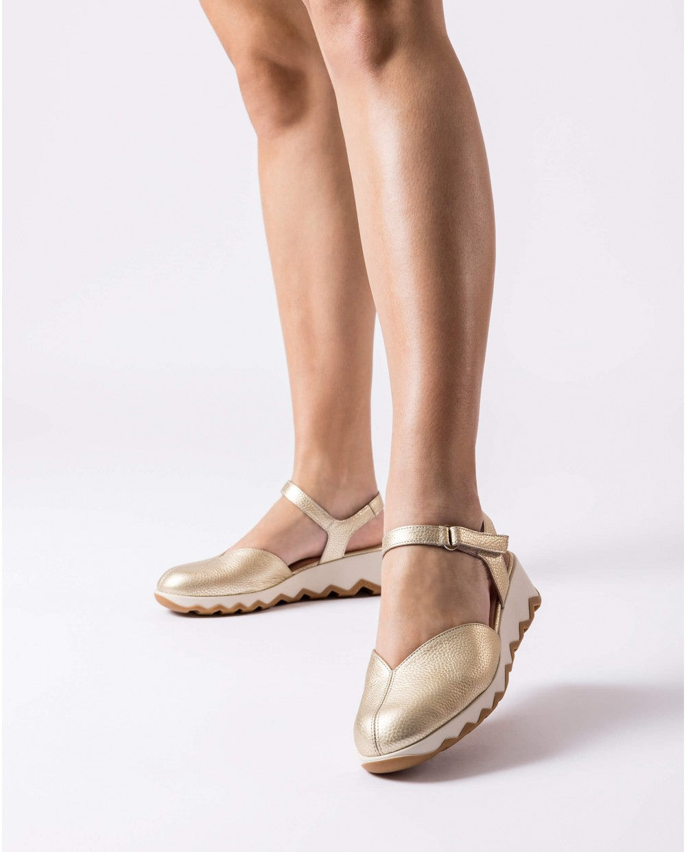 Wonders | Gold Samara Slingback Sandal