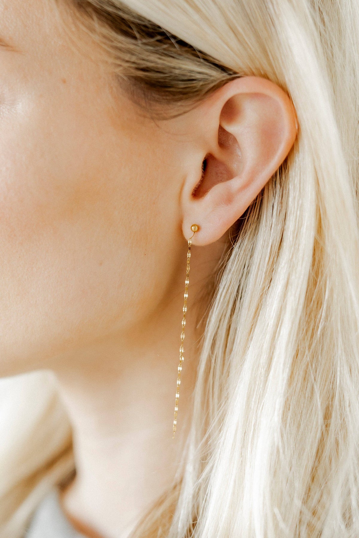 LINNY CO | Screwback Stud Earrings - Devin Duster Gold