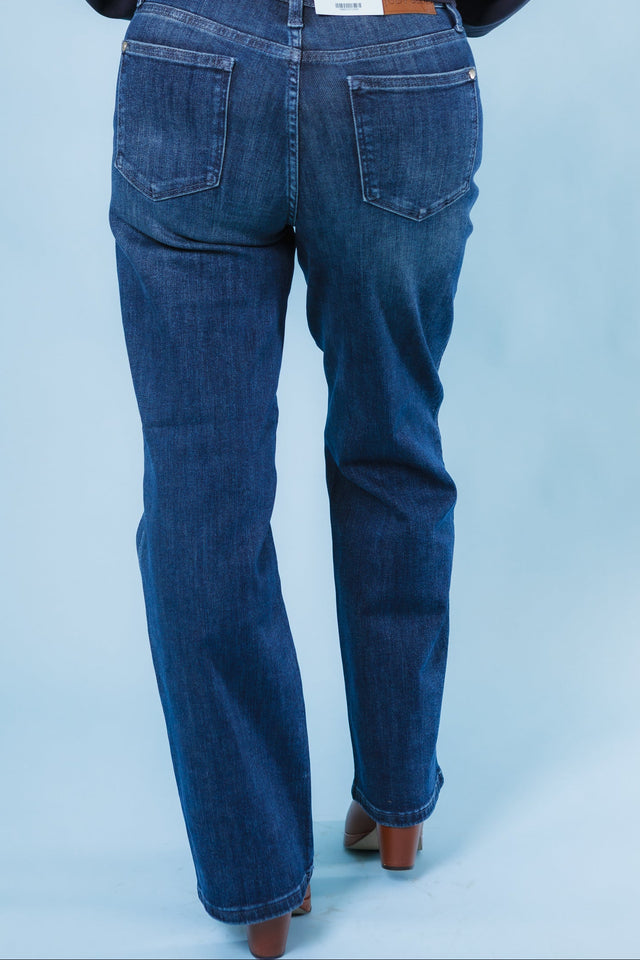 Judy Blue | Petite Straight Tummy Control Classic Jeans