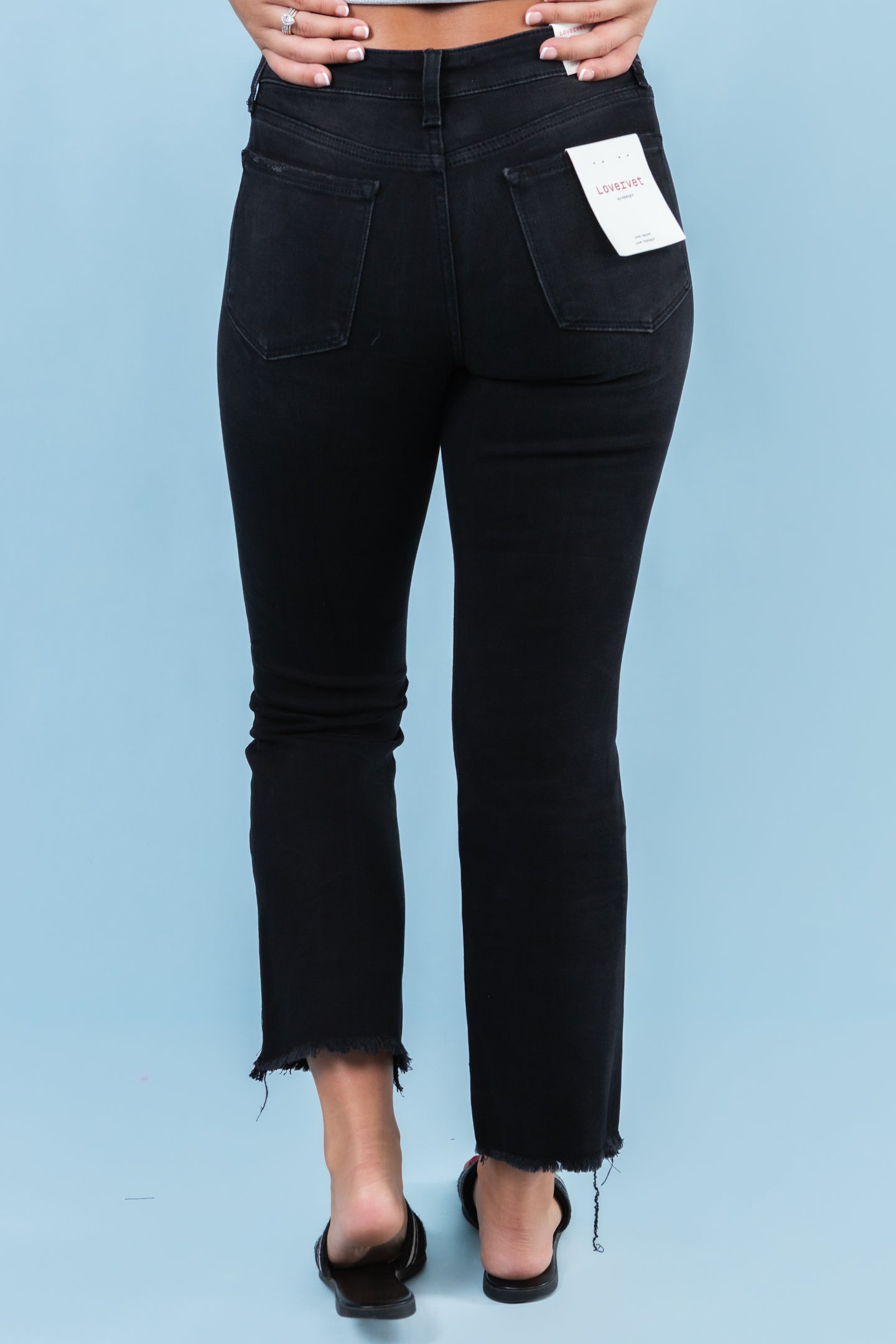 Lovervet | Mid Rise Crop Flare Jean
