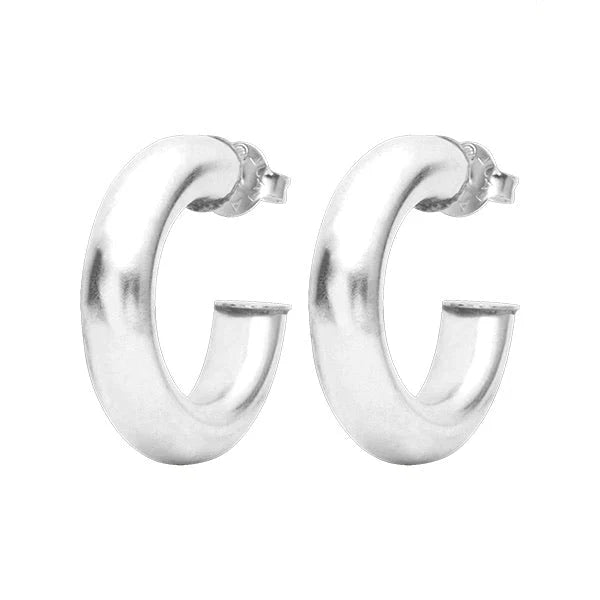 Sheila Fajl | Small Chantal Hoops - Shiny Silver Plated