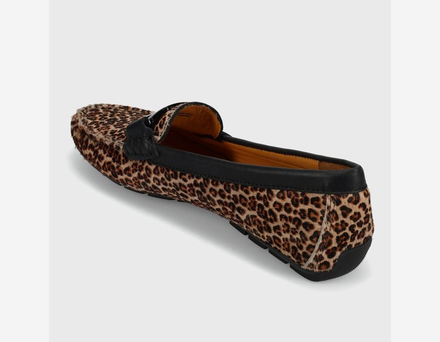 Vaneli Shoes | Aiker Moccasin in Camel Leopard
