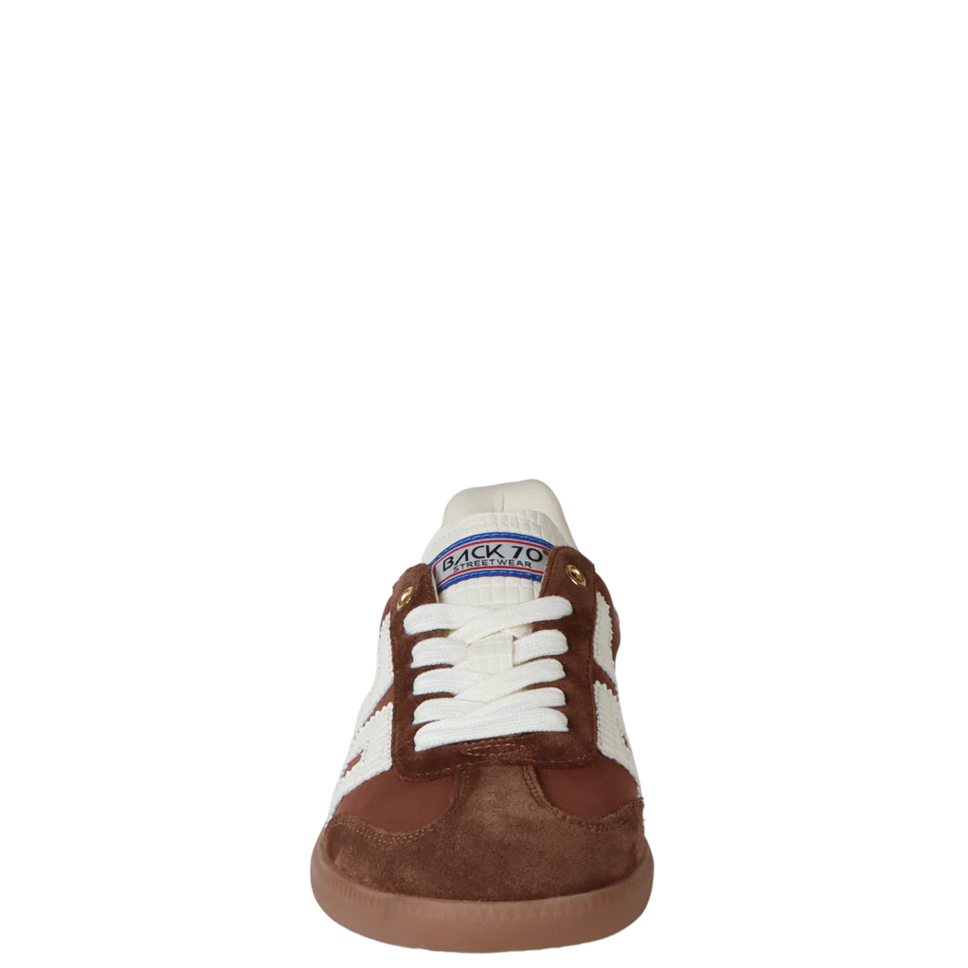 Back 70 | Ghost Sneakers in Chocolate Milk