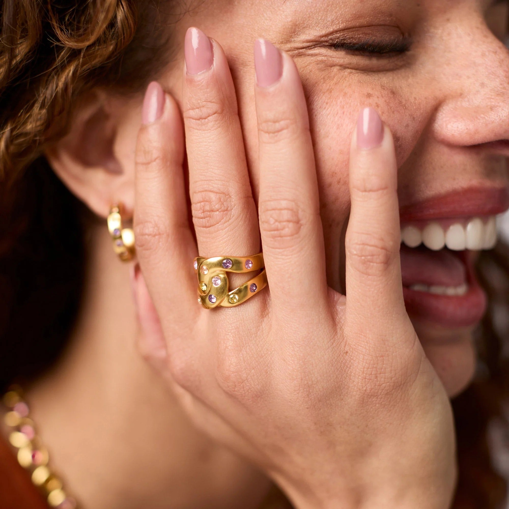 Julie Vos | Rainbow Infinity Ring