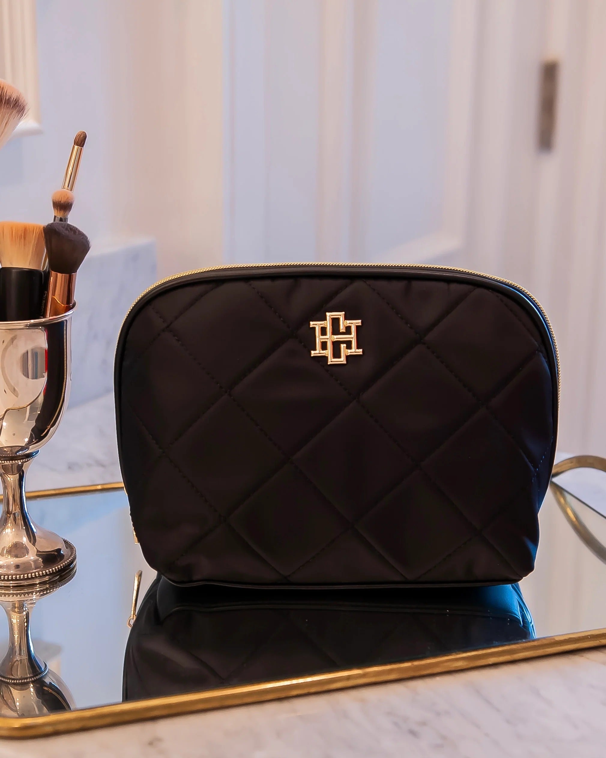 Caroline Hill | Capri Large Pouch- Black Nylon