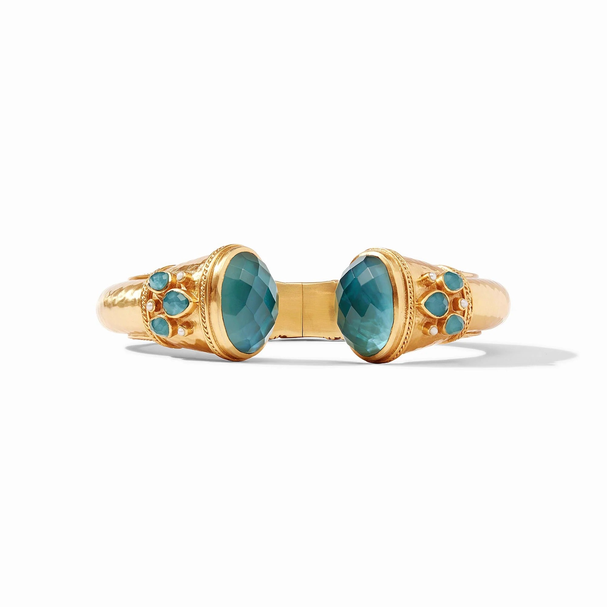 Julie Vos | Cannes Cuff