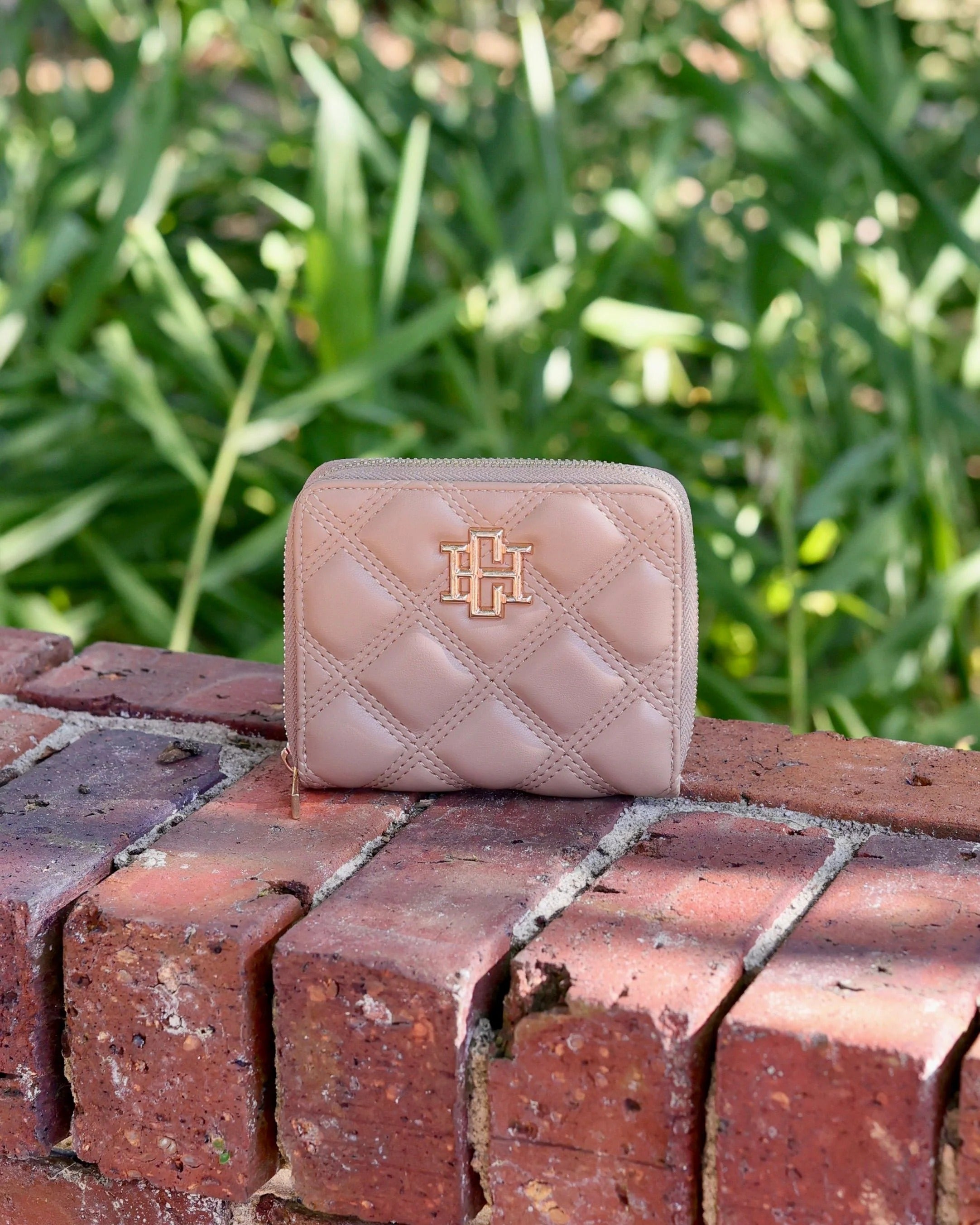 Caroline Hill | Blakley Wallet in Latte DQ