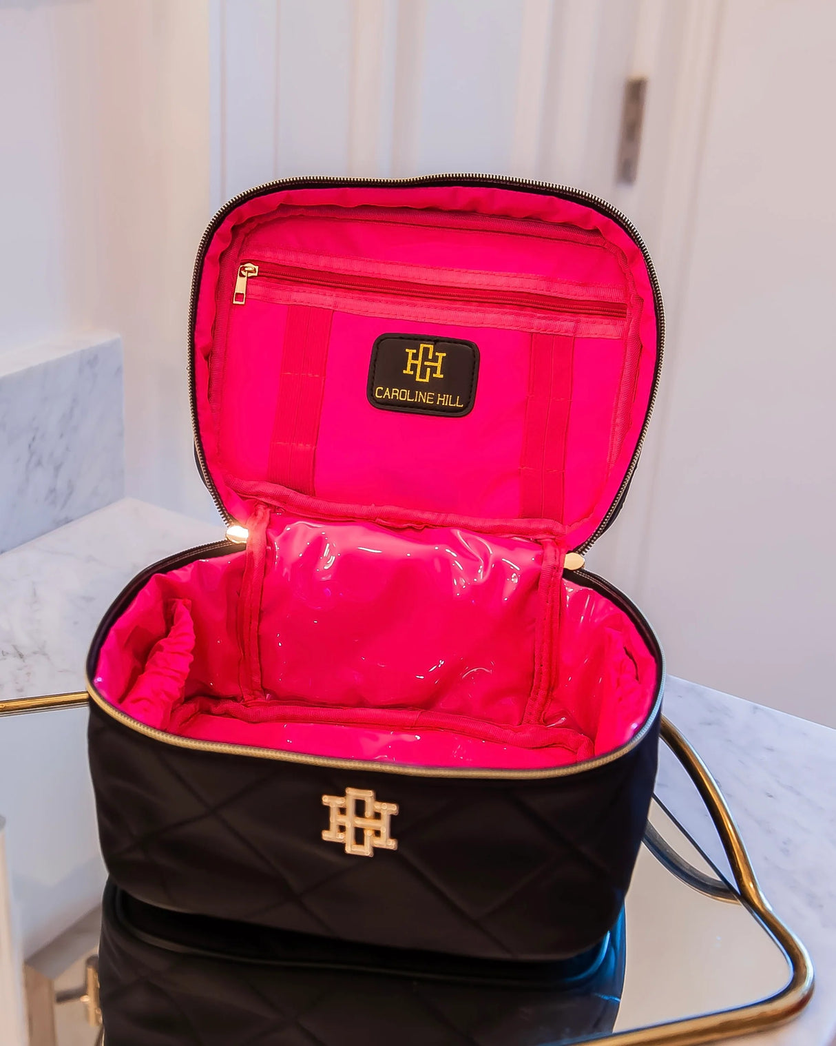 Caroline Hill | Hampton Train Case- Black Nylon