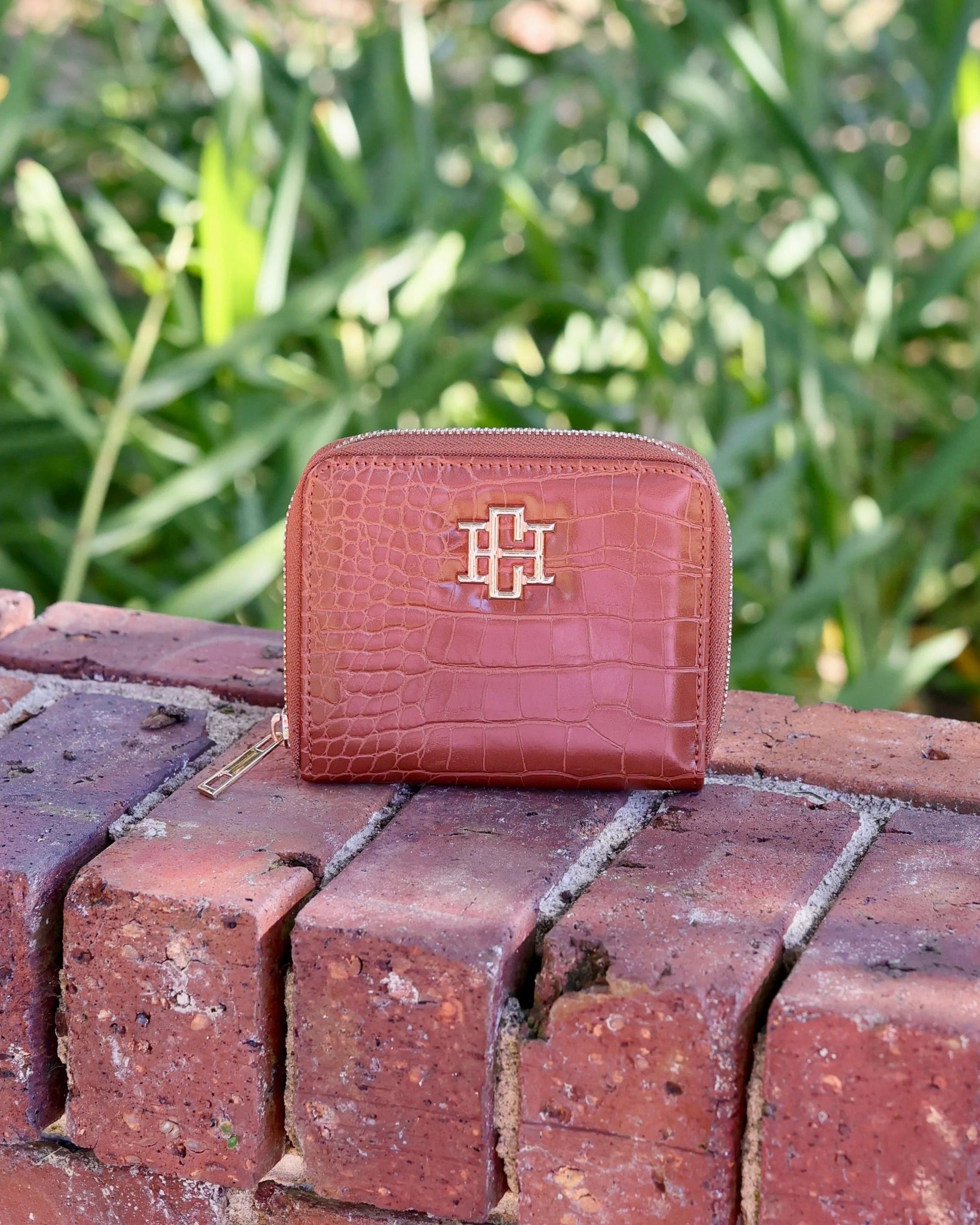 Caroline Hill | Blakely Wallet- Saddle EC