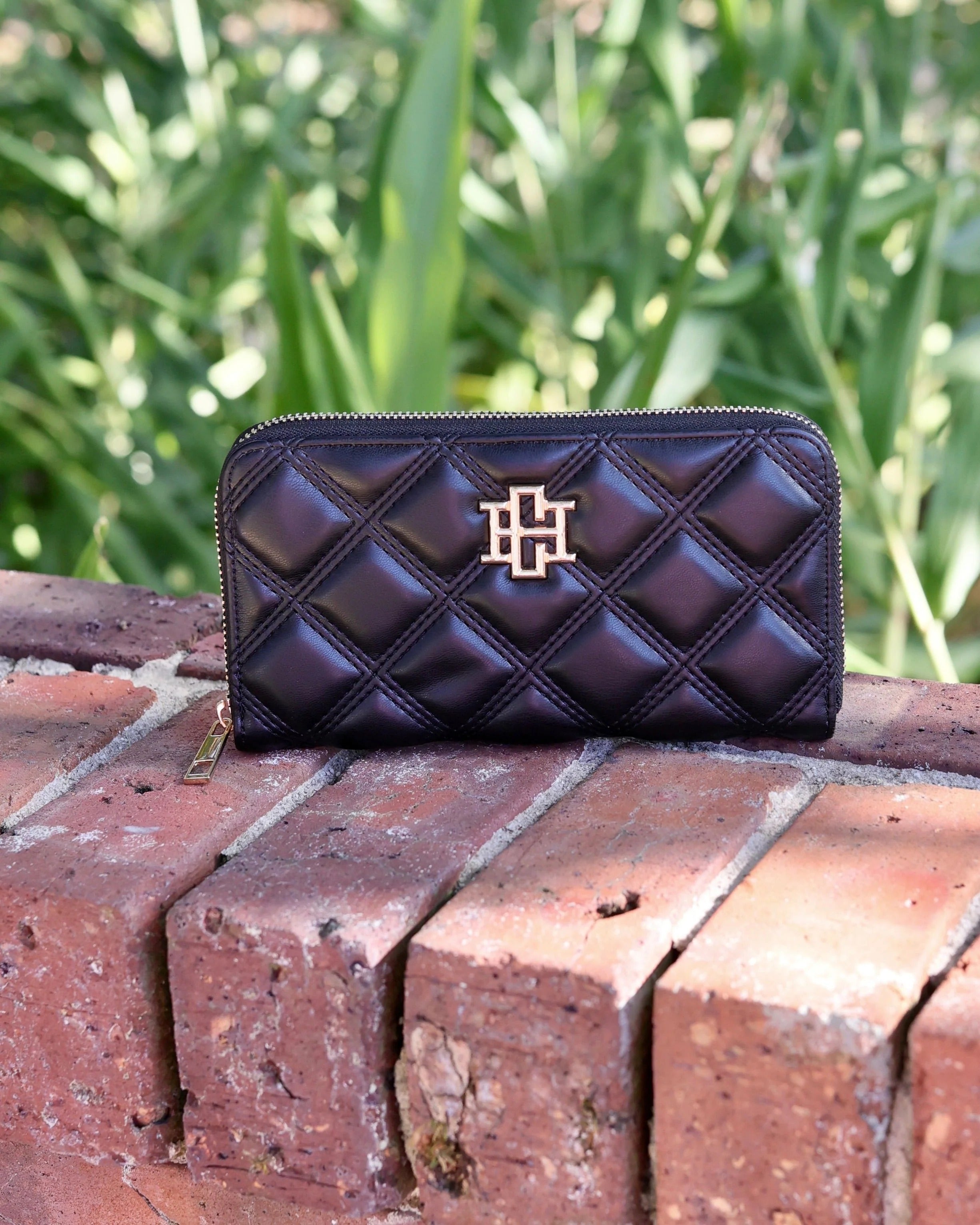 Caroline Hill | Penelope Wallet- Black DQ