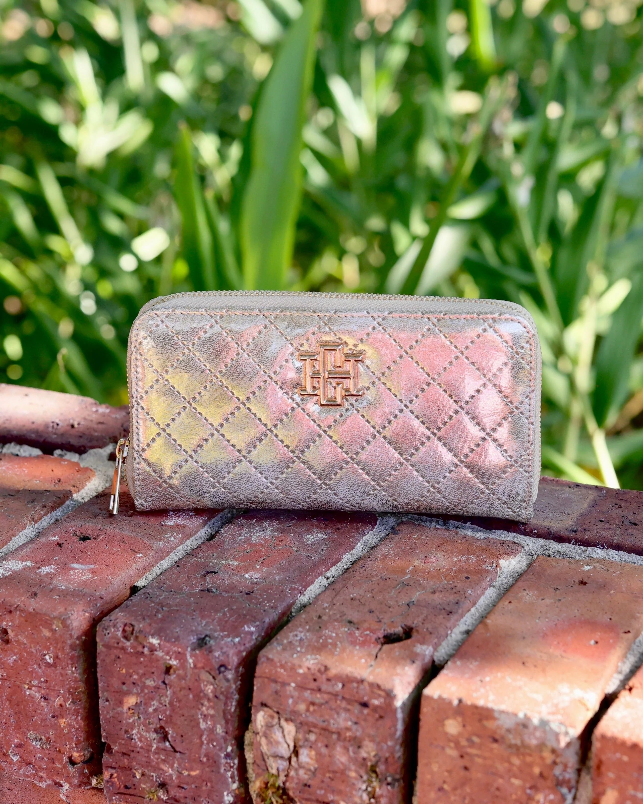Caroline Hill | Penelope Wallet- Champagne Pop