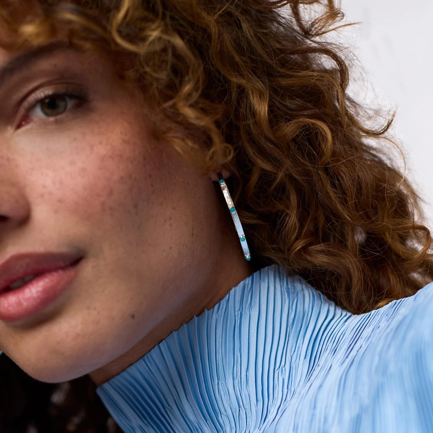 Julie Vos | Crescent Stone Hoop- Silver