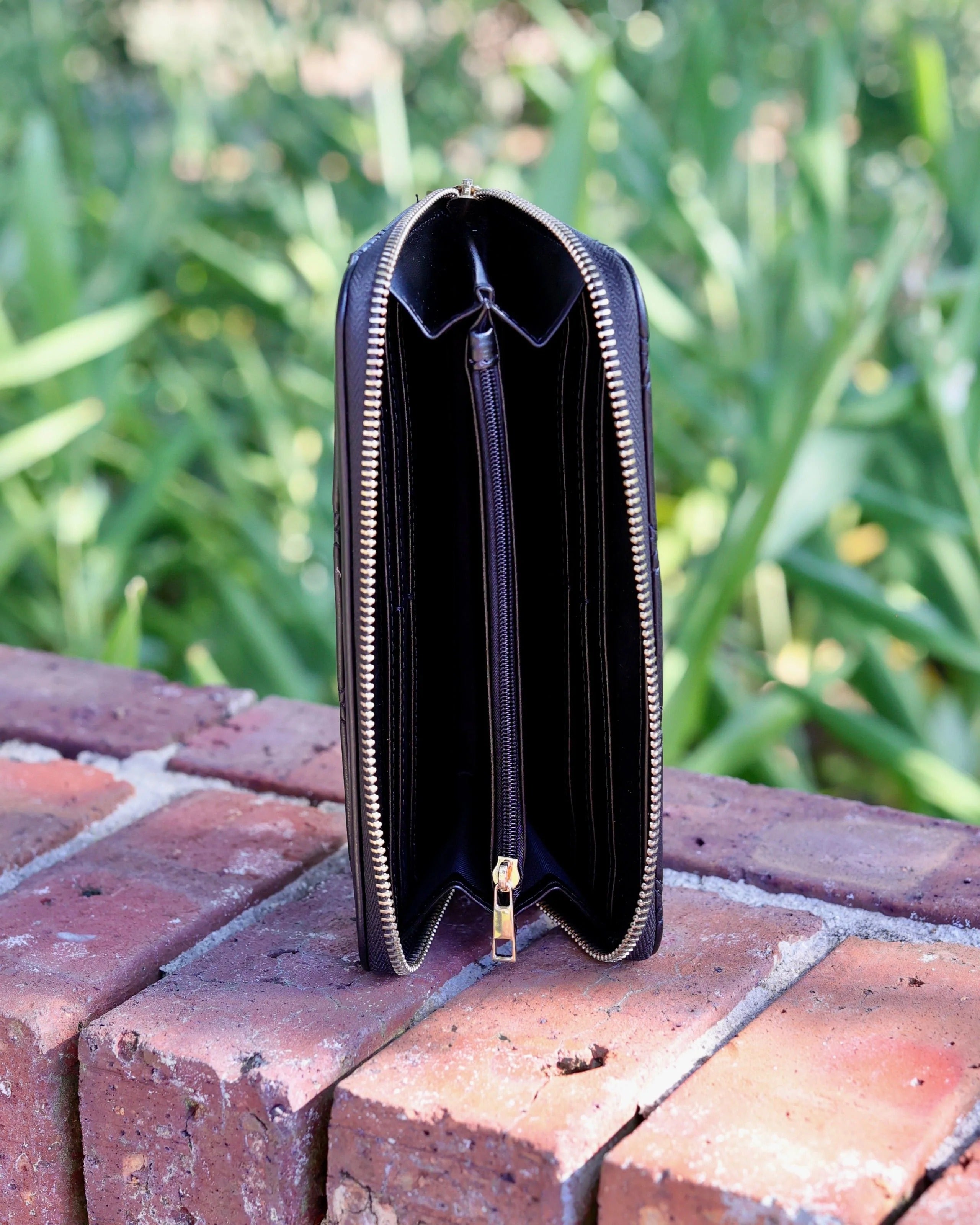 Caroline Hill | Penelope Wallet- Black DQ