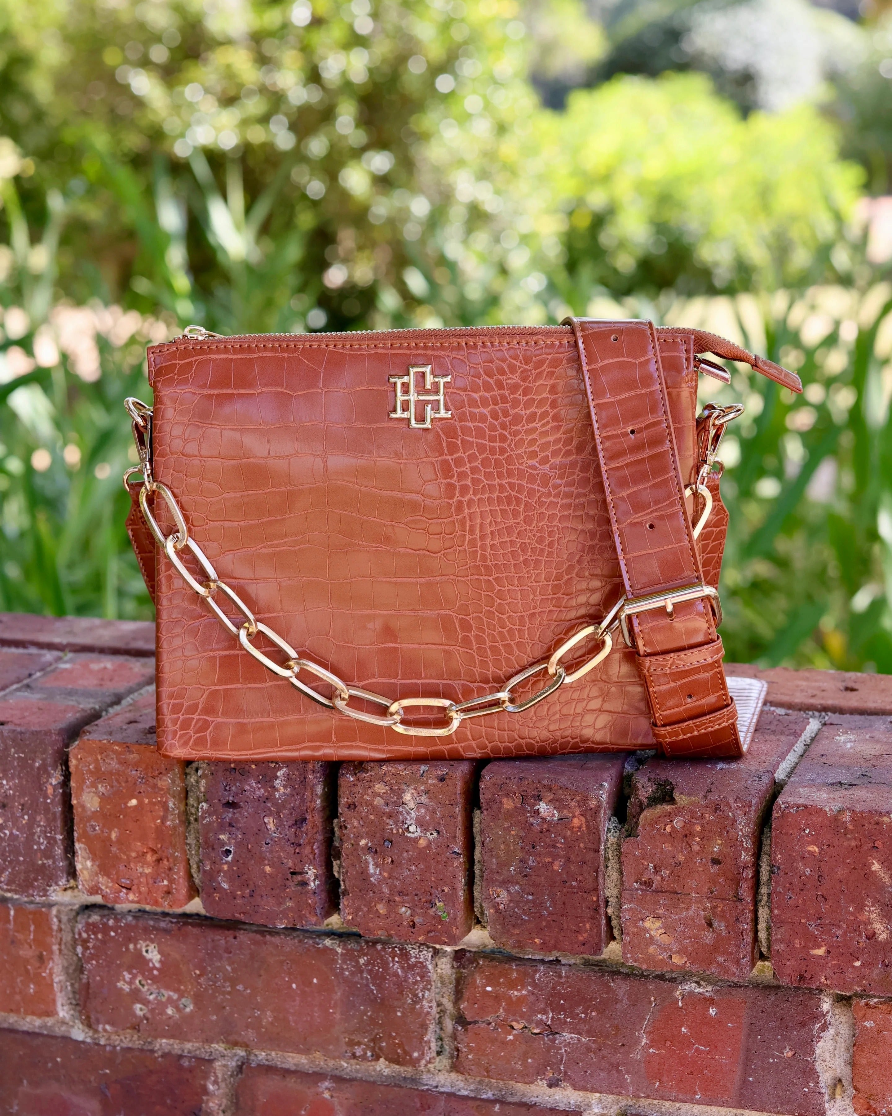 Caroline Hill | Ariana Crossbody- Saddle EC