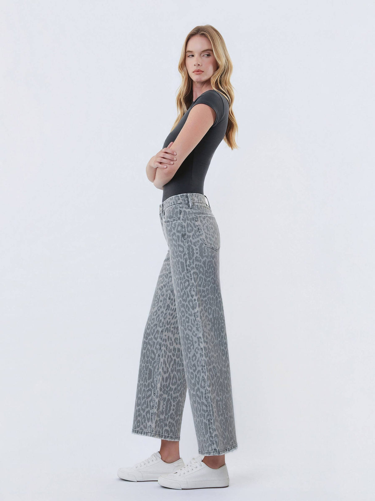 Vervet | Olivia High Rise Crop Wide Leg Jeans