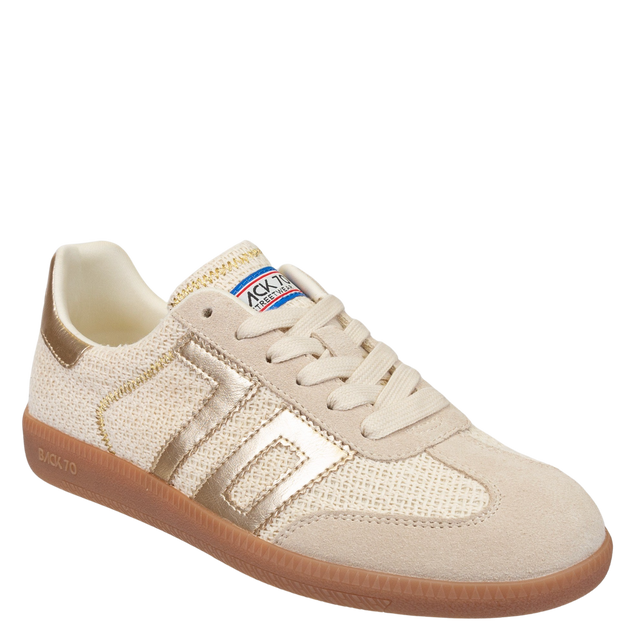 Back70 | IUTA 2512 in Gold Sneakers