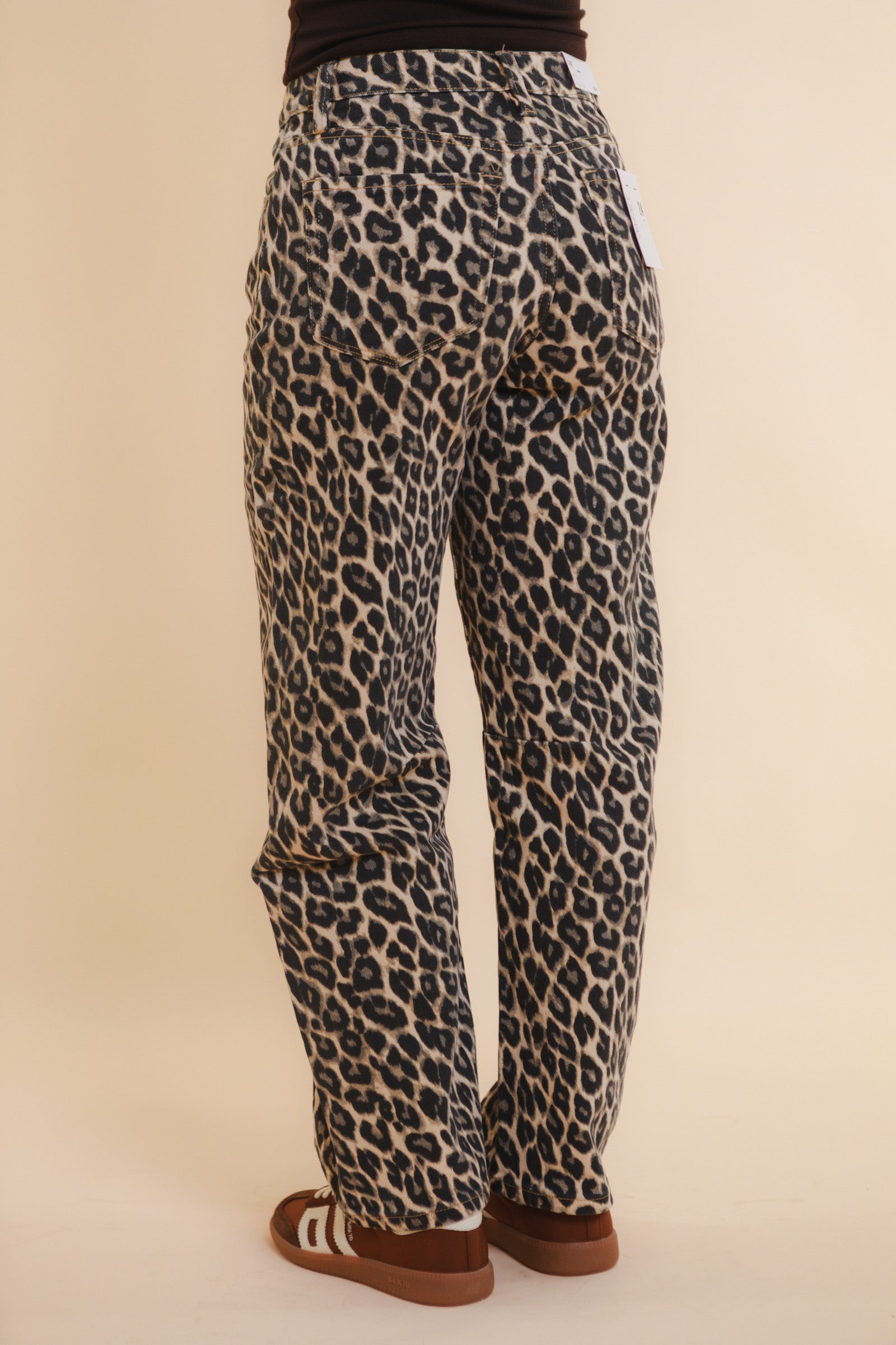 Vervet | High Rise Leopard Print Barrel Jeans