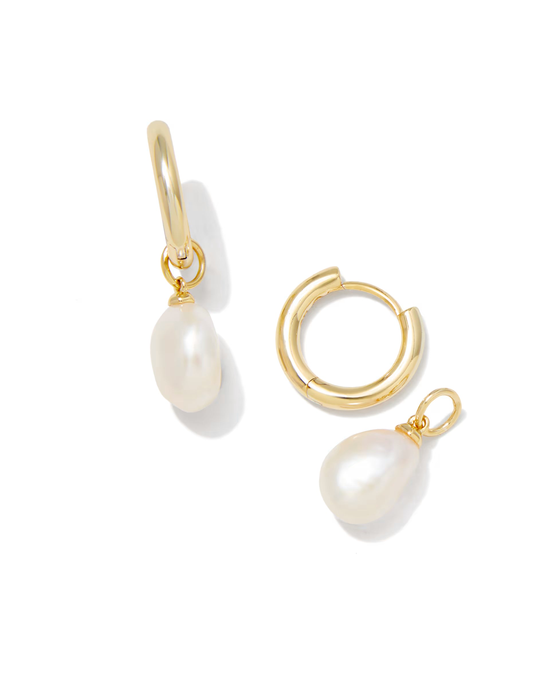 Kendra Scott | Willa Gold Pearl Huggie Earrings