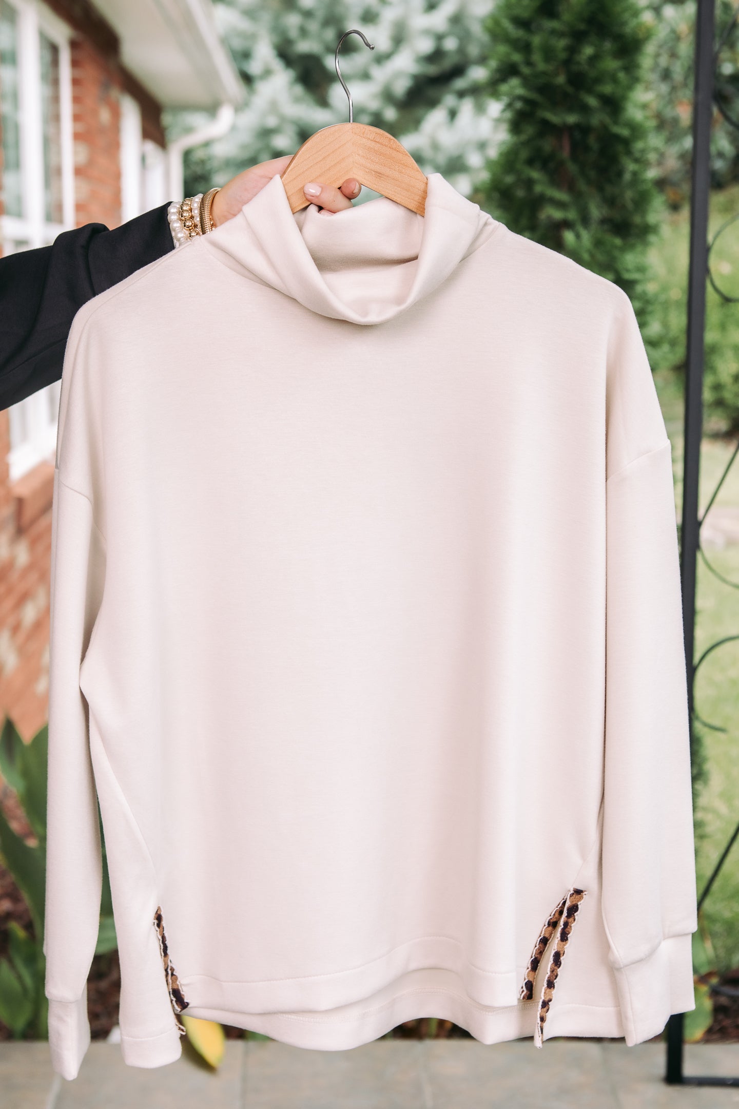 The Lexi Pullover