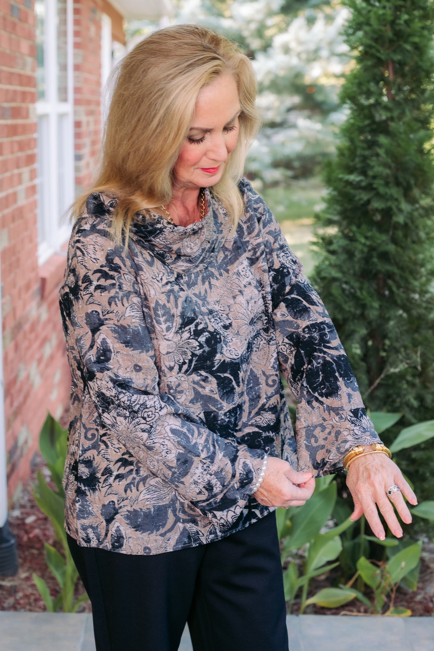 Habitat | Express Travel Jacobian Floral Cowl Pullover