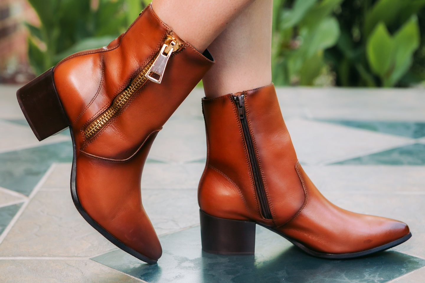 Chocolat Blu | Leyla in Whiskey Leather