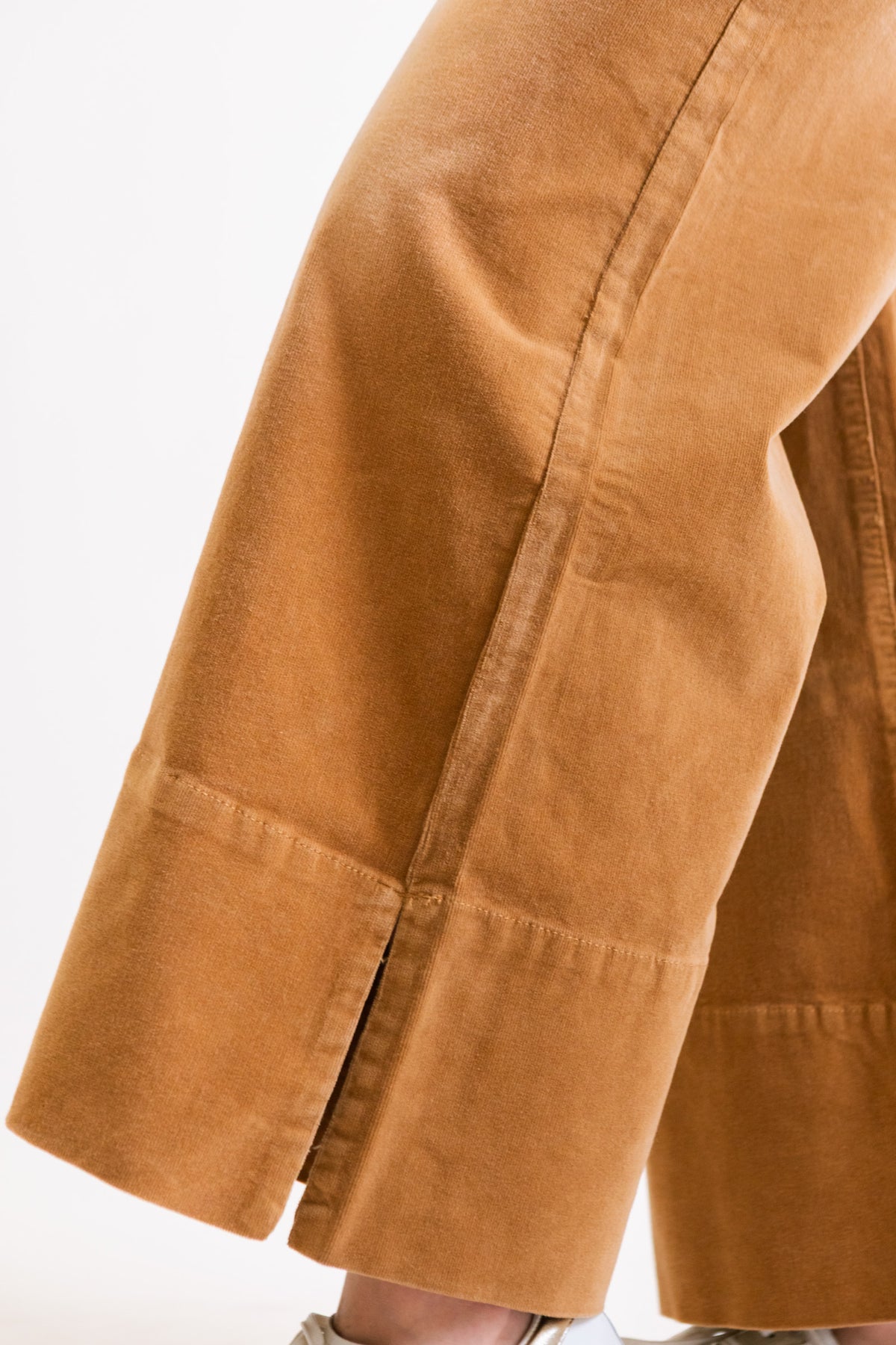 The Willa Stretch Corduroy Pants