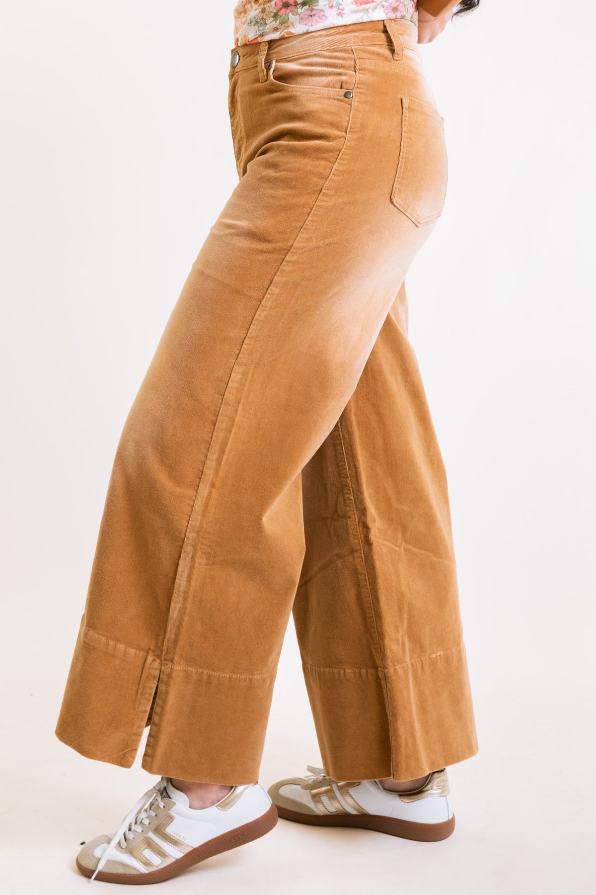 The Willa Stretch Corduroy Pants