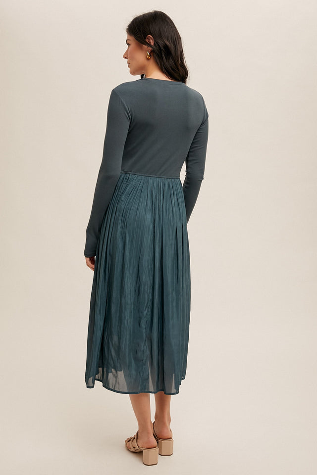 The Cooler Nights Midi Dress (Final Sale)