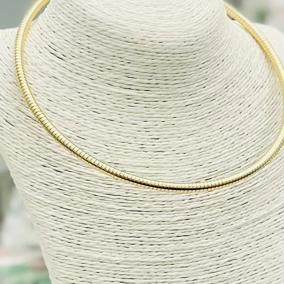 Two Forty Two | Chic - Simple Serpentine Collar