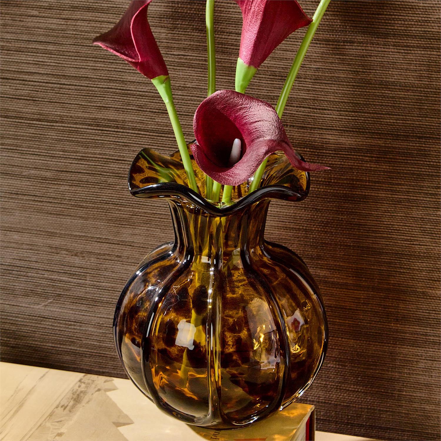 Ruffled Tortoise Vase