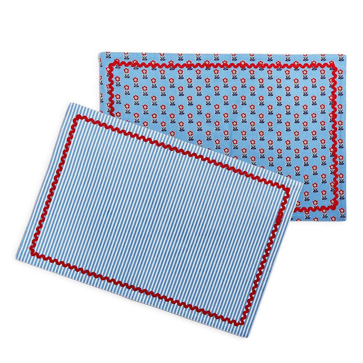 Two's Company | Red, White and Bloom Set of 4 Double-Sided Fabric Placemat