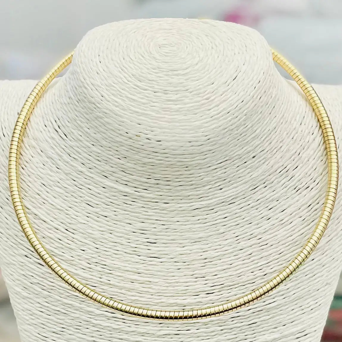 Two Forty Two | Chic - Simple Serpentine Collar