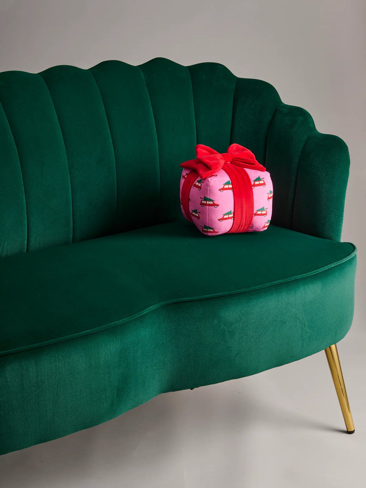 Shiraleah | Retro Car Gift Box Small Pillow - Pink