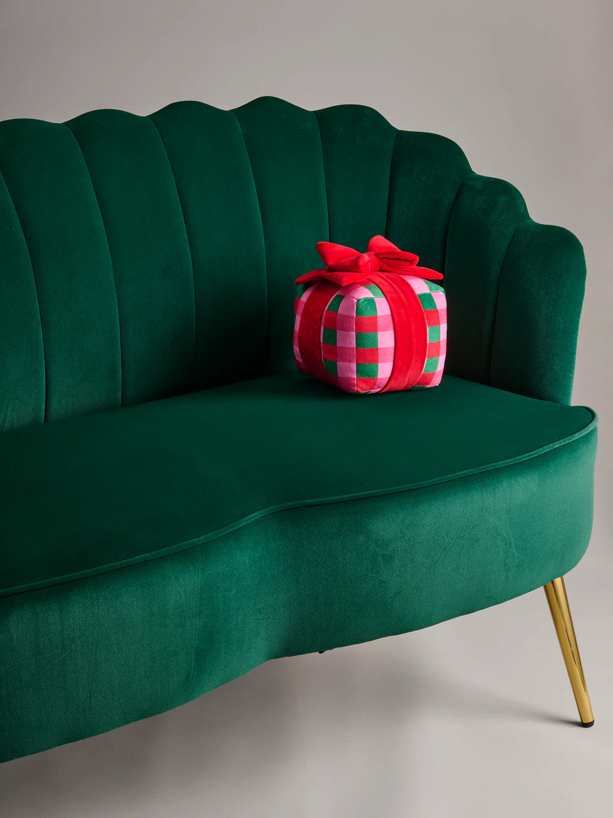 Shiraleah | Checkered Gift Box Small Pillow - Multi
