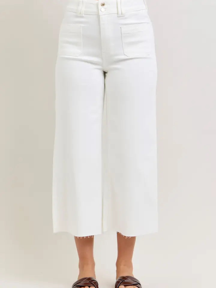 Judy Blue | High Waisted Wide Crop Front Patch Pockets